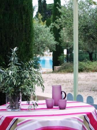 self-catering accommodation in saint remy de provence : les jardins de Fontanille